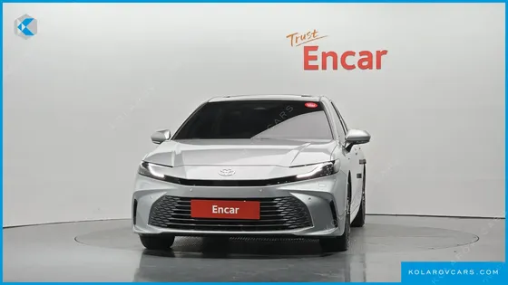 TOYOTA CAMRY 2.5 XLE HYBRID