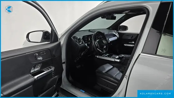 MERCEDES EQB EQB300 4MATIC AMG LINE