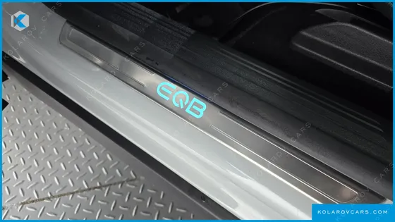 MERCEDES EQB EQB300 4MATIC AMG LINE