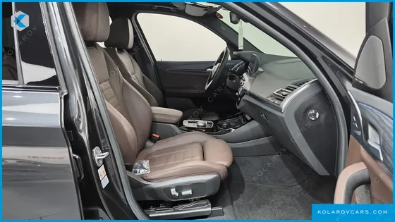 BMW IX3 M SPORTS