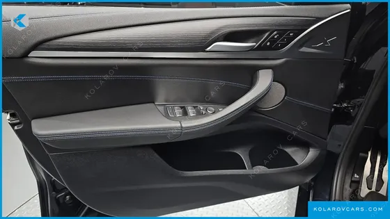 BMW IX3 M SPORTS
