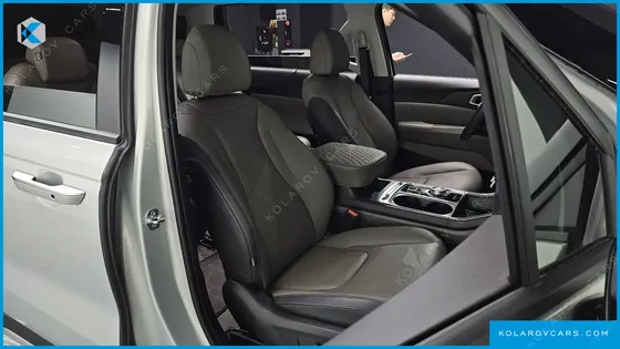 KIA CARNIVAL HEV 9SEATER NOBLESS