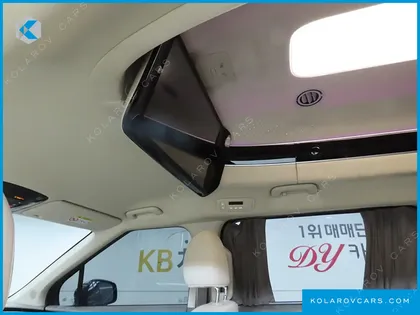 KIA CARNIVAL HEV 9-SEATER HI-LIMOUSINE