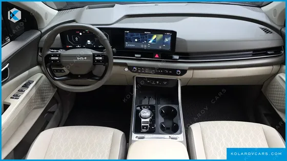 KIA CARNIVAL GASOLINE 9-SEATER NOBLESSE