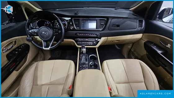 KIA CARNIVAL 9-SEATER NOBLESSE SPECIAL