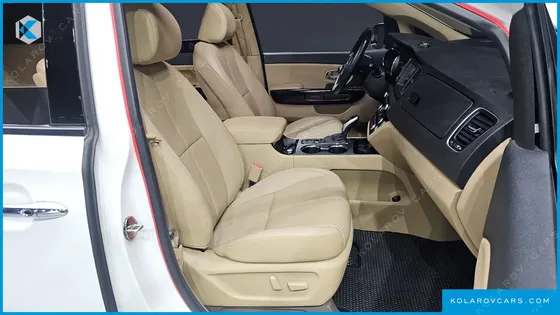 KIA CARNIVAL 9-SEATER NOBLESSE SPECIAL