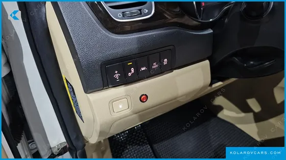 KIA CARNIVAL 9-SEATER NOBLESSE SPECIAL