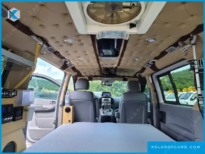 HYUNDAI STAREX 4WD CAMPING CAR