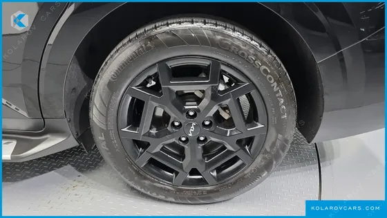 KIA CARNIVAL HEV 7SEATER GRAVITY