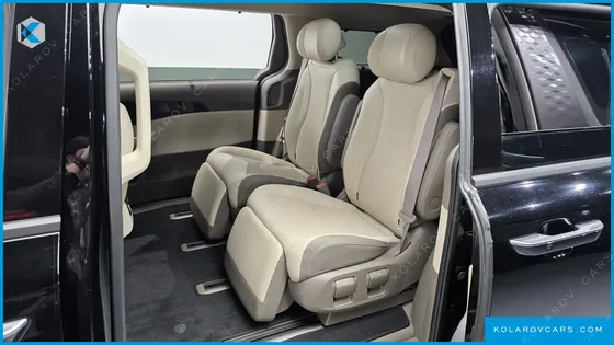 KIA CARNIVAL HEV 7SEATER GRAVITY