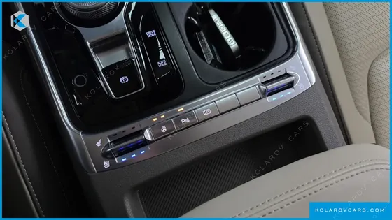 KIA CARNIVAL HEV 7SEATER GRAVITY