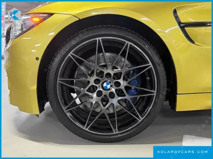 BMW M4 M4 COUPE