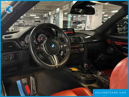 BMW M4 M4 COUPE