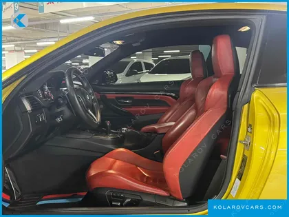 BMW M4 M4 COUPE