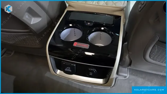 KIA CARNIVAL GASOLINE 9-SEATER HI LIMOUSINE