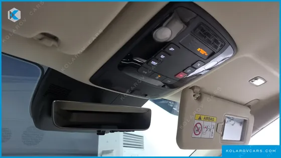 KIA CARNIVAL GASOLINE 9-SEATER HI LIMOUSINE