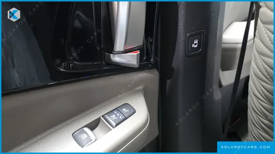 KIA CARNIVAL HEV 7SEATER GRAVITY