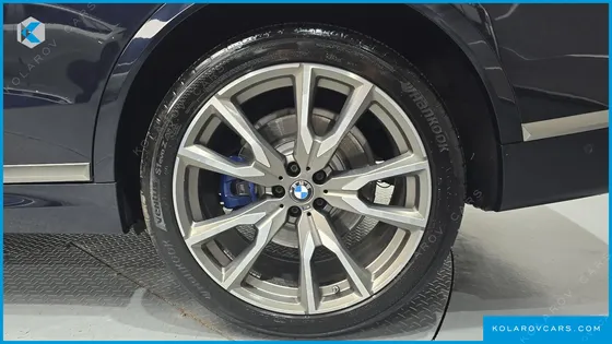 BMW X7 M50D FIRST EDITION