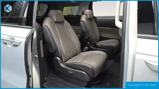 KIA CARNIVAL HEV 9SEATER SIGNATURE