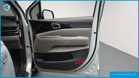 KIA CARNIVAL HEV 9SEATER SIGNATURE