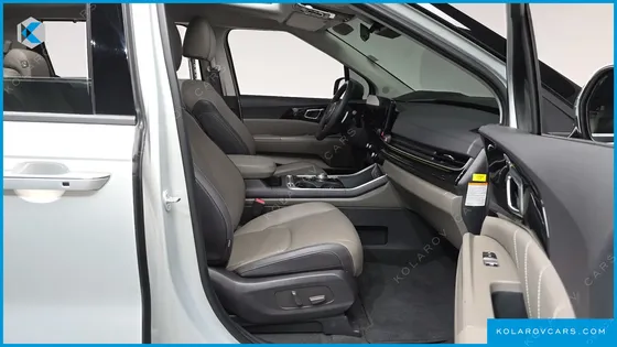 KIA CARNIVAL HEV 9SEATER SIGNATURE
