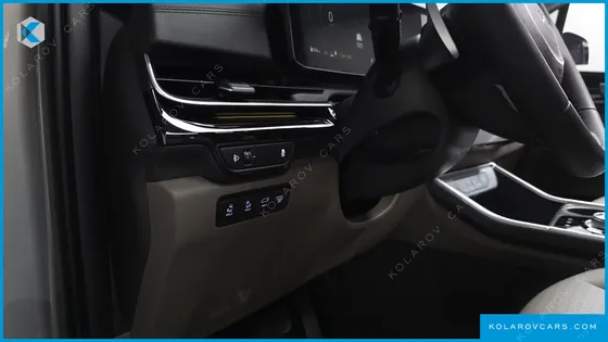 KIA CARNIVAL HEV 9SEATER SIGNATURE