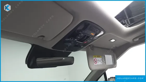 KIA CARNIVAL HEV 9SEATER SIGNATURE