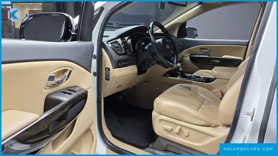 KIA CARNIVAL GASOLINE 9-SEATER NOBLESSE SPECIAL