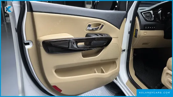 KIA CARNIVAL GASOLINE 9-SEATER NOBLESSE SPECIAL