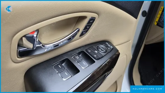 KIA CARNIVAL GASOLINE 9-SEATER NOBLESSE SPECIAL