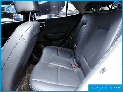 HYUNDAI VENUE 1.6 MODERN PLUS