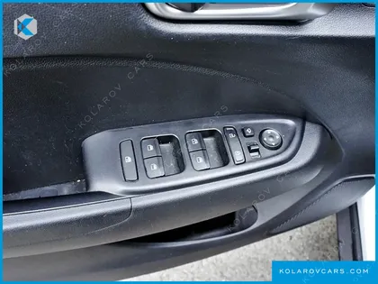 HYUNDAI VENUE 1.6 MODERN PLUS
