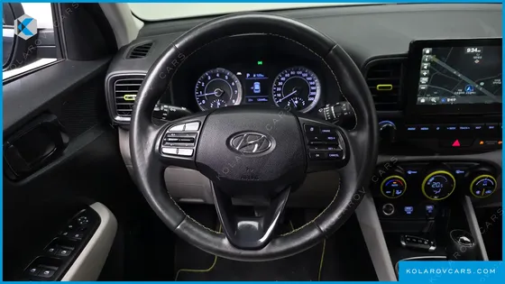 HYUNDAI VENUE 1.6 FLUX