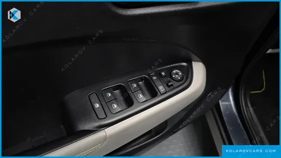 HYUNDAI VENUE 1.6 FLUX