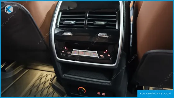 BMW X7 XDRIVE 40I DESIGN PURE EXCELLENCE 7-SEATER