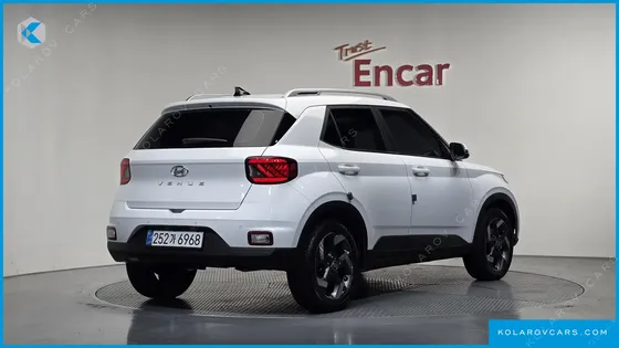 HYUNDAI VENUE 1.6 FLUX