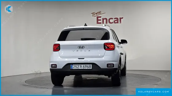 HYUNDAI VENUE 1.6 FLUX