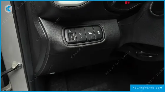 HYUNDAI VENUE 1.6 SMART