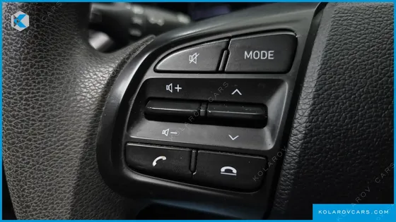 HYUNDAI VENUE 1.6 SMART