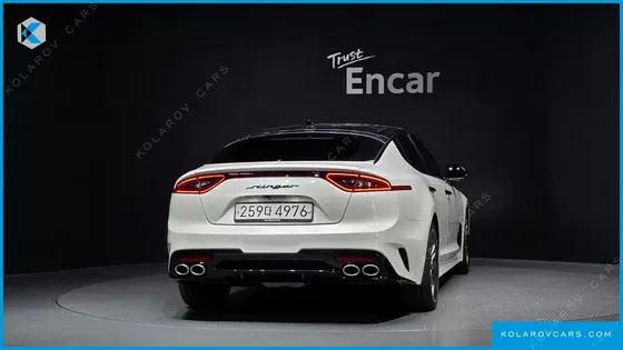 KIA STINGER 2.0 TURBO 2WD
