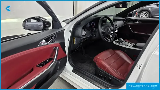 KIA STINGER 2.0 TURBO 2WD