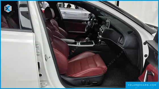 KIA STINGER 2.0 TURBO 2WD
