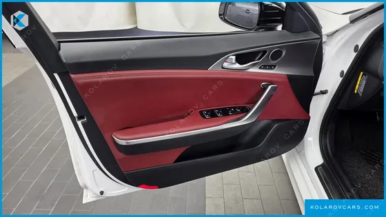 KIA STINGER 2.0 TURBO 2WD