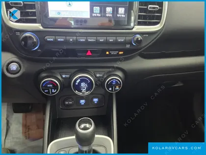 HYUNDAI VENUE 1.6 MODERN