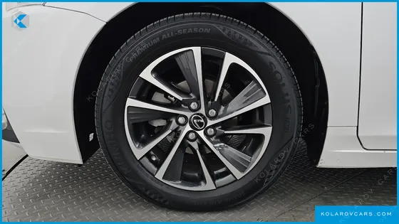 LEXUS CT200H 1.8 SUPREME