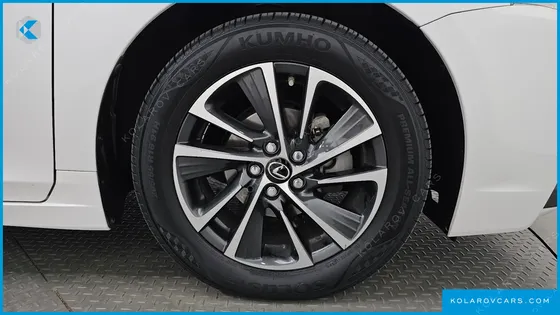 LEXUS CT200H 1.8 SUPREME