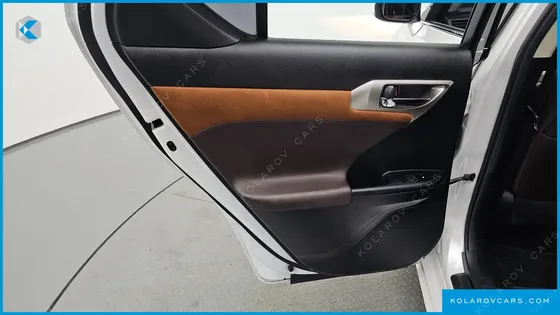 LEXUS CT200H 1.8 SUPREME