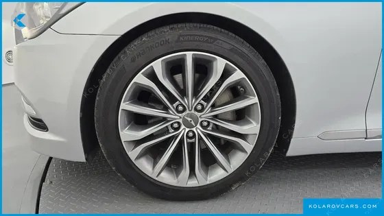 HYUNDAI GENESIS G330 PREMIUM AWD