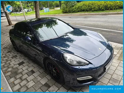 PORSCHE PANAMERA 4.8 GTS