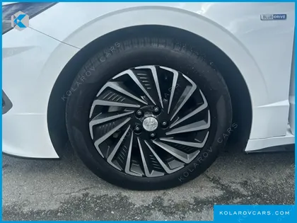 HYUNDAI SONATA INSPIRATION